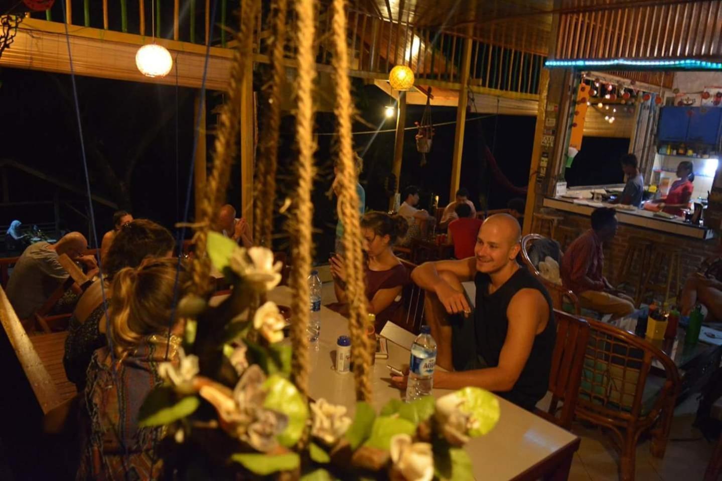 Olala Bungalows And Restaurant Сабанг Екстериор снимка