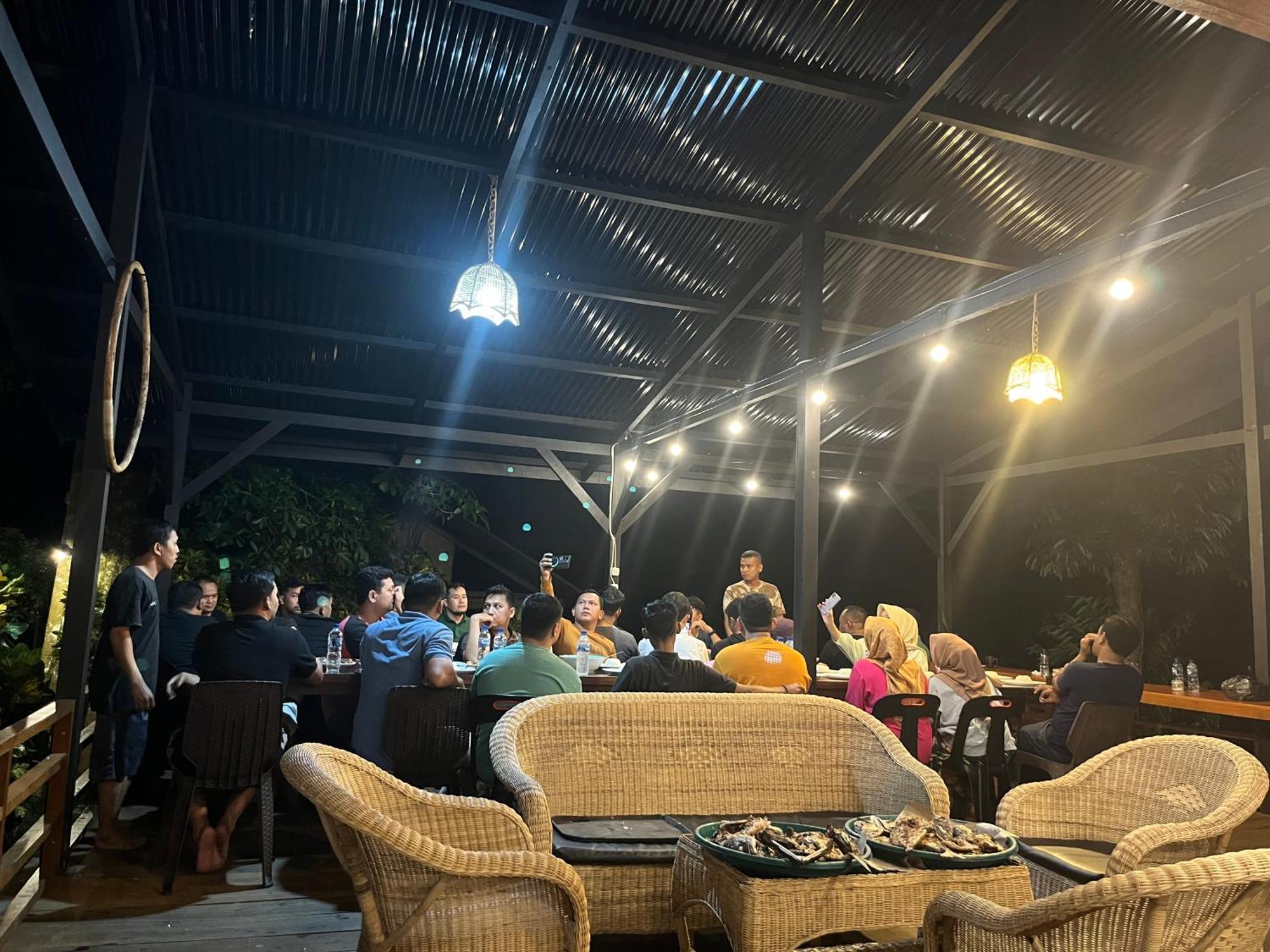 Olala Bungalows And Restaurant Сабанг Екстериор снимка